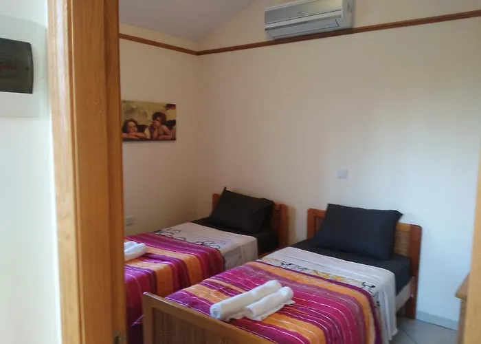 Villa Harbourbiew Pomos
