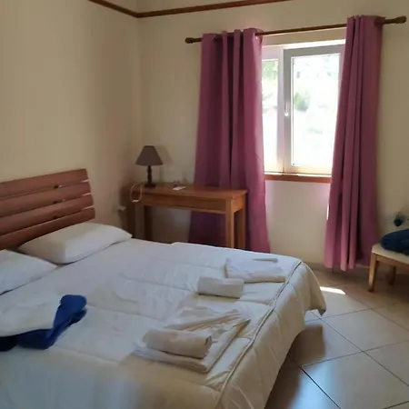 Villa Harbourbiew Pomos